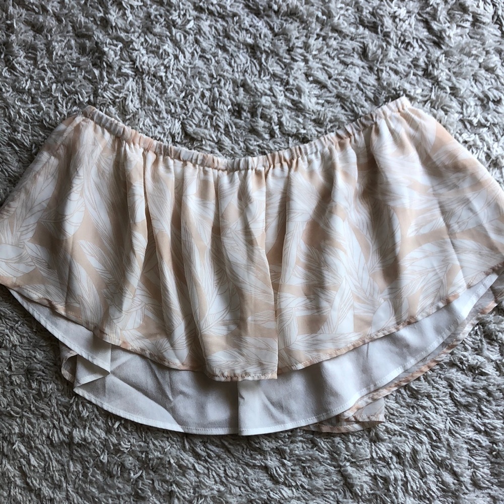 Tobi neutral patterned crop top